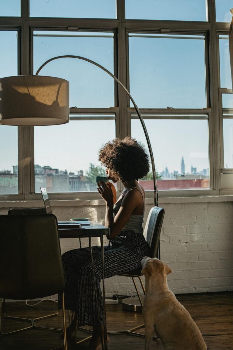 So You Want to Make $10,000/Month as a Solopreneur Copywriter? Here’s Your Roadmap