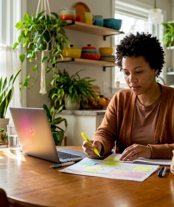Woman planning finances for going solo
